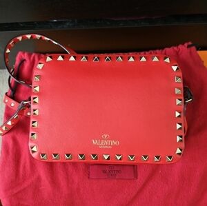 Valentino Rockstud Mini crossbody Bag Red